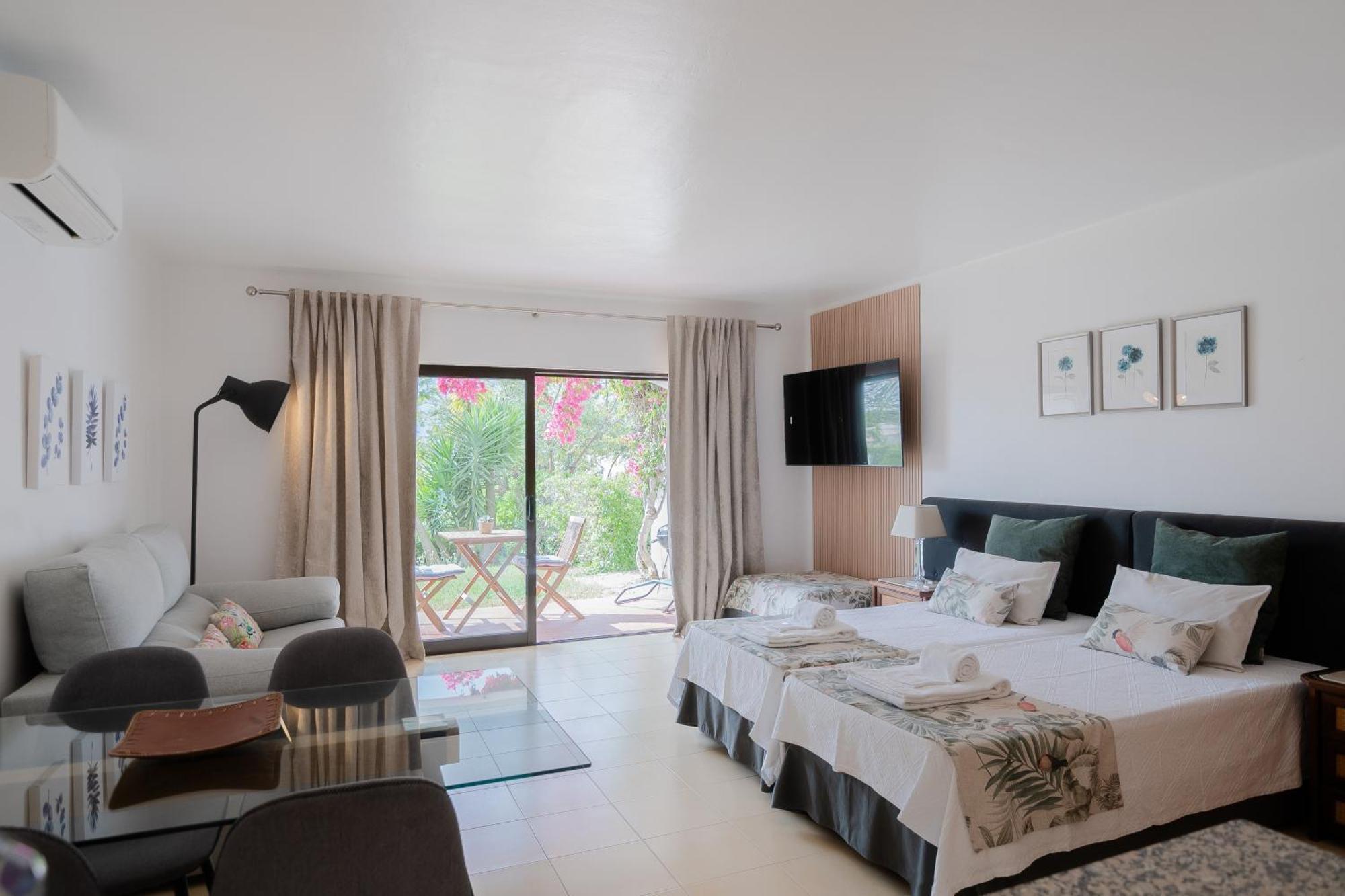 Seacoast Retreat With Pool And Beach Access By Drago Rentals Albufeira Exterior photo